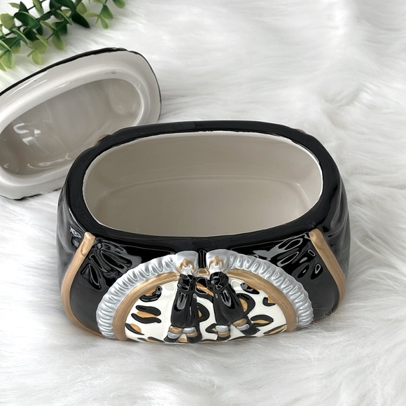 David’s Cookies Leopard Purse Cookie Jar - Picture 4 of 7